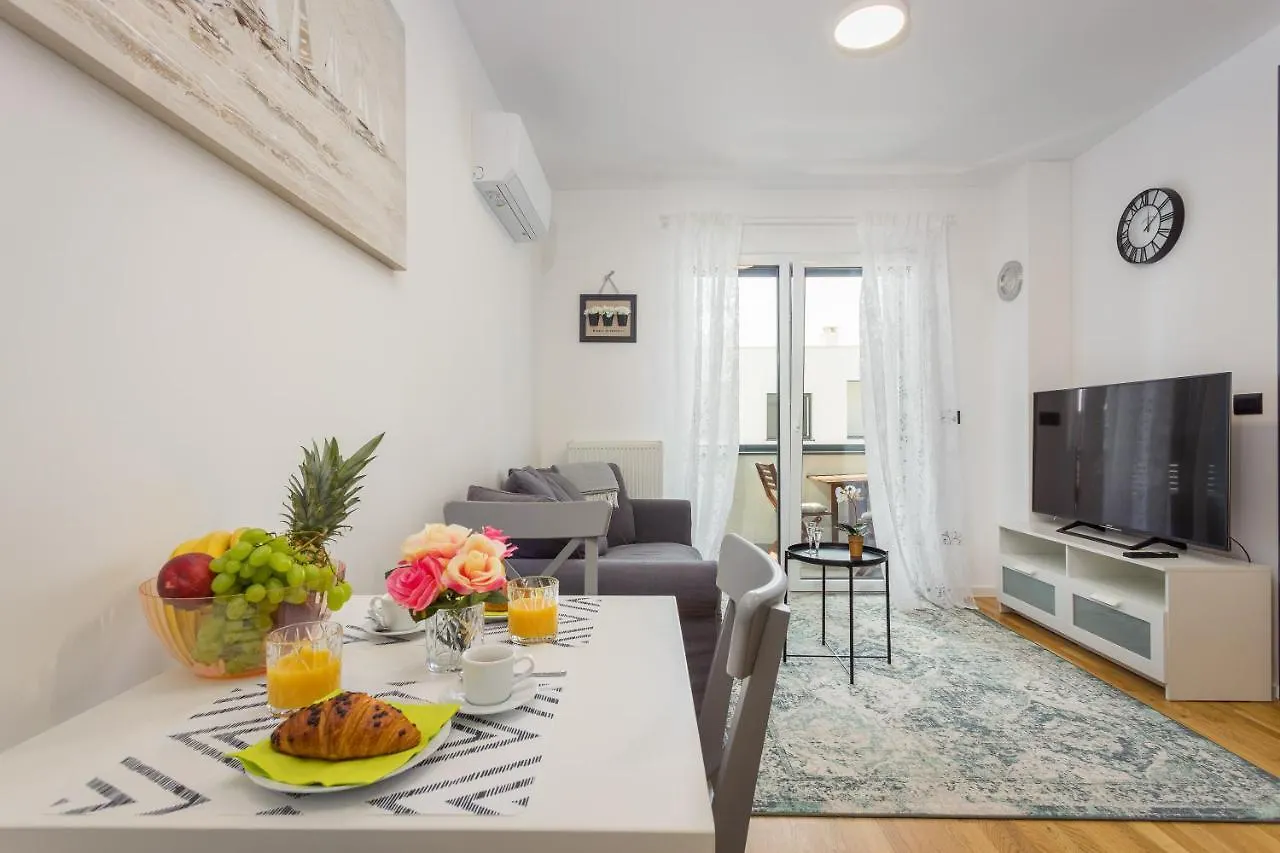 Lubrinija Apartment location